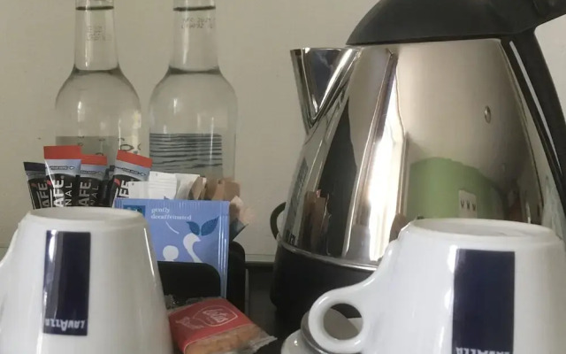 The Halfway House Pub and Kitchen