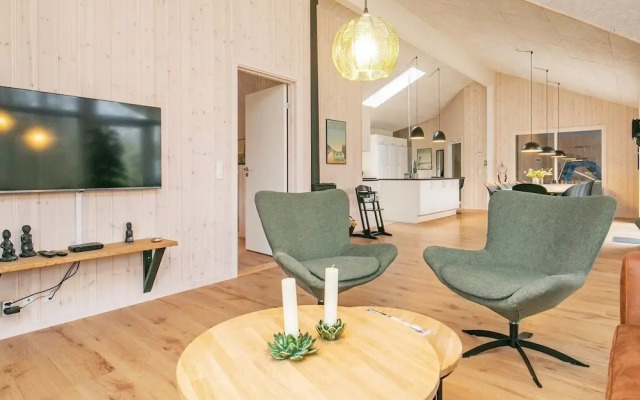 18 Person Holiday Home in Fjerritslev