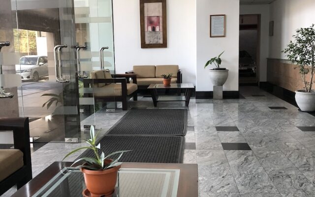 Hedges Court Residencies Town Hall-2 Room 3 Bed Apartment