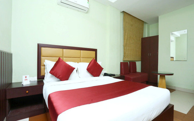 OYO 15190 Select Residency