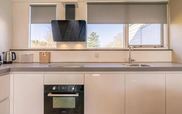 Cozy Holiday Home With hot tub on Texel