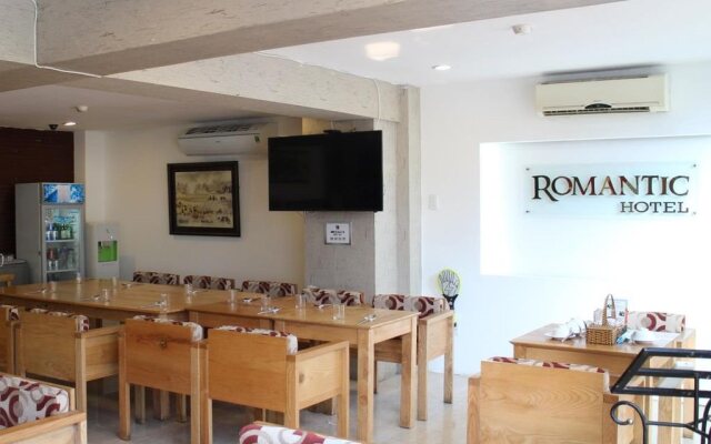 Romantic Hotel