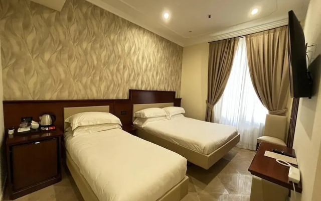 Glam Luxury Rome
