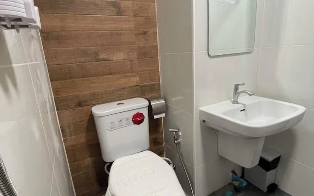 The Bedrooms Maeklong Service Apartment