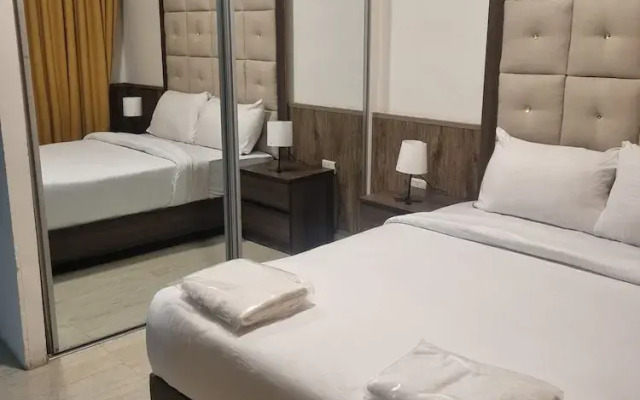 Charming Amman Apartment With Central Air-con & Street Parking