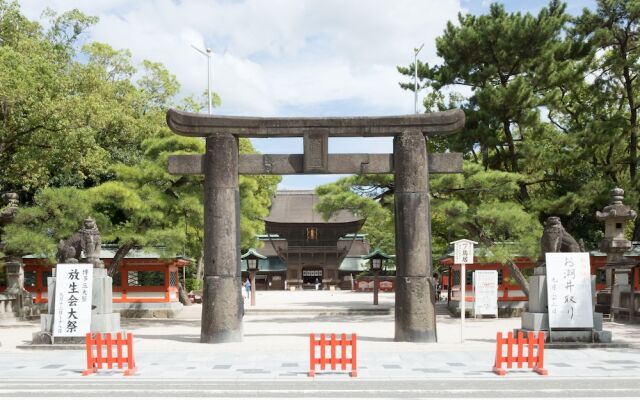 GUESTHOUSE HAKOZAKI GARDEN - Hostel