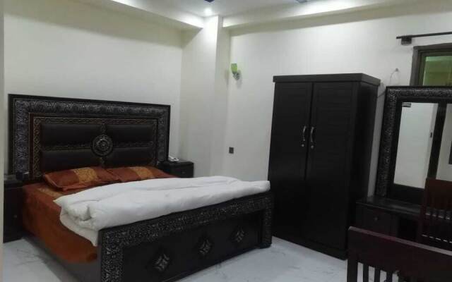 Abshar Hotel