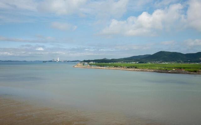 Tomonoya Hotel & Ryokan Daecheon