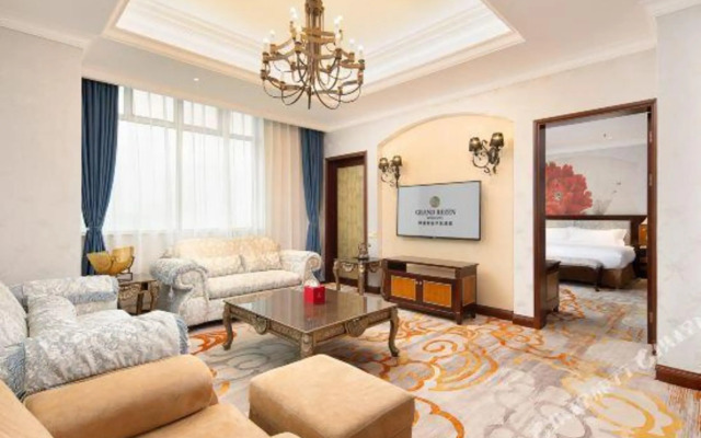Foshan Sanshui ShiHuang Garden Hotel