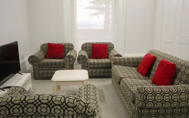 Seafield Tower Glenelg Apartment no 1