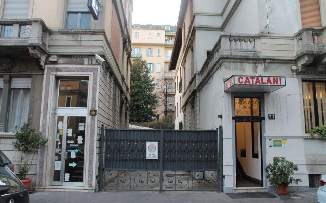 hotelImage