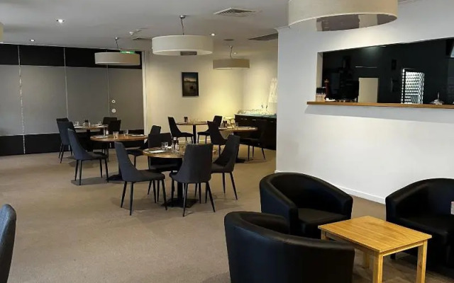 Bairnsdale International