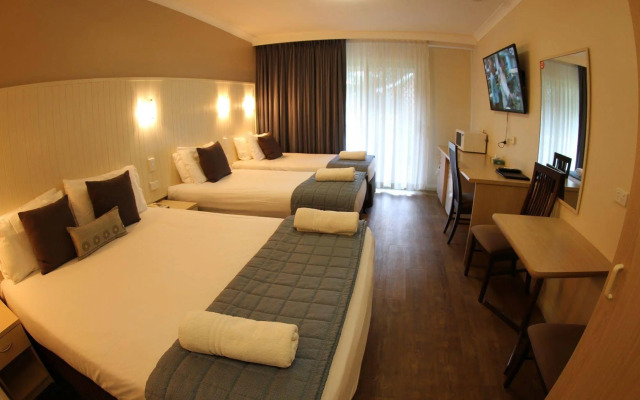 Sleepy Hill Motor Inn