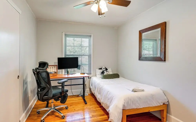 Eclectic Winston-salem Home: 3 Mi to Downtown!