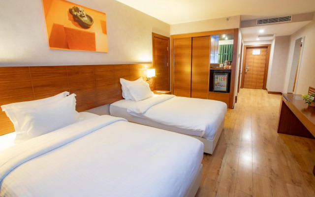 Nevali Hotel
