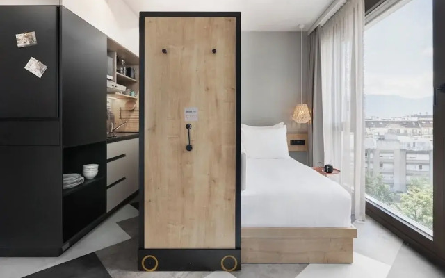 Stay KooooK Geneva City – Online Check In