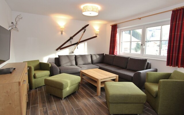 Luxury Chalet in Saalbach-Hinterglemm near Ski Area