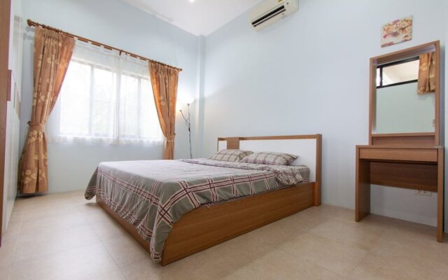 Chalong Harbour Estate 3-bedroom Pool Villa