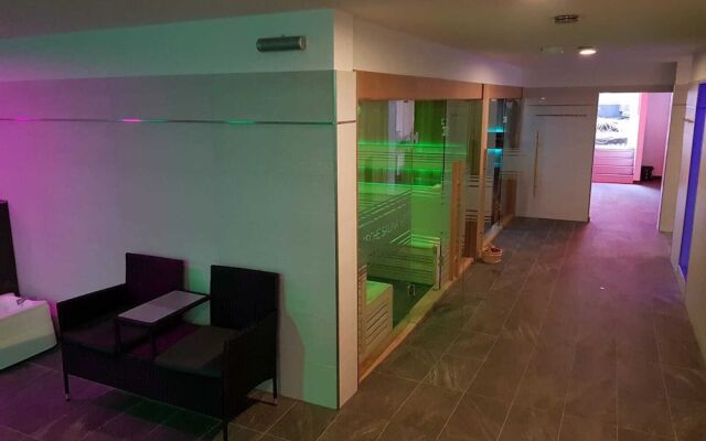 Ruhr Inn Hotel & Hostel