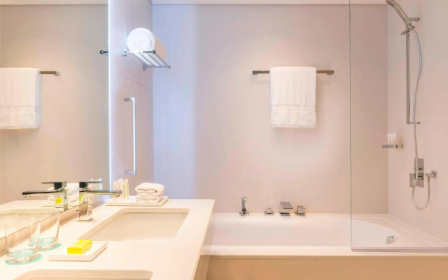 Le Royal Meridien Beach Resort And Spa