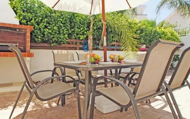 Villa Lucy
