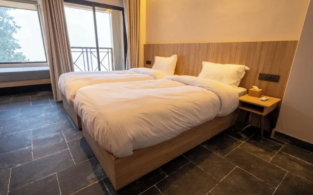 Nana Mountain Resort Mt. Annapurna View