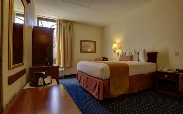 SureStay Plus Hotel by Best Western Chicago Lombard