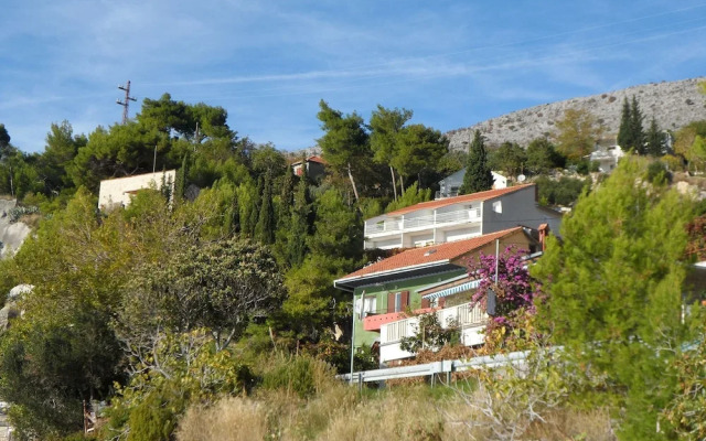 Mari - 40 m From sea - A1