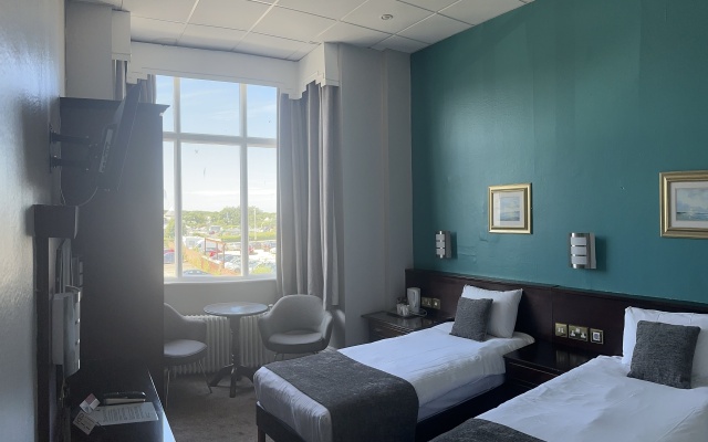 Royal Clifton Hotel