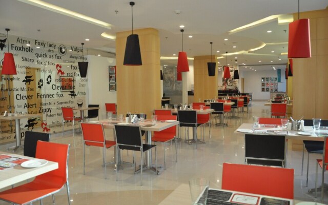 Red Fox Hotel Chandigarh