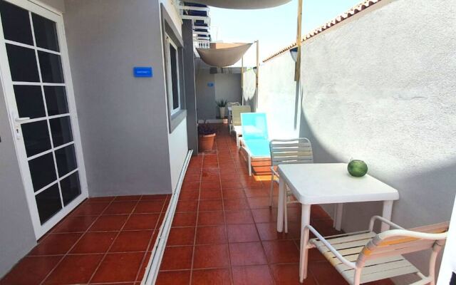 Rooi Santo Residence