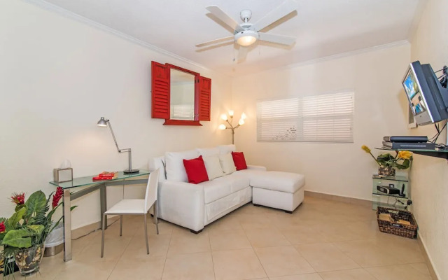 The Colonial Club, Oceanfront Condos