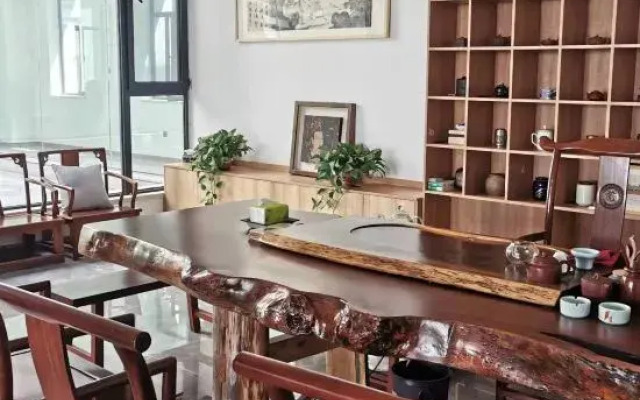 Jinzhong Mural Art Hotel