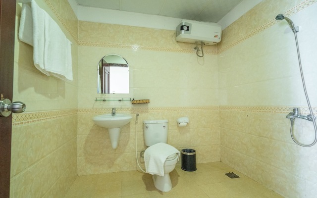 Duc Long Gia Lai Hotels & Apartment