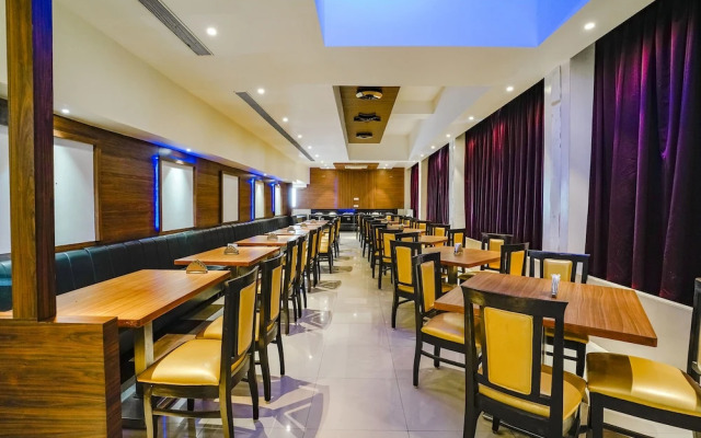 FabHotel Devanshi Inn