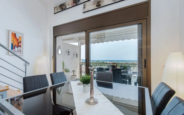 3-bedroom Apartment With sea View