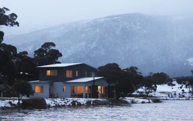 Stillwater Chalet A- Lake Crackenback