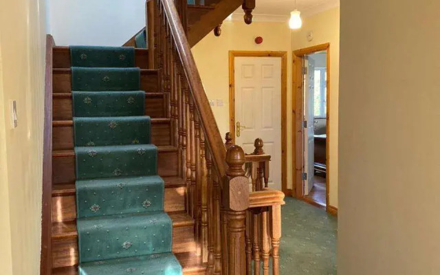 Woodhaven Manor