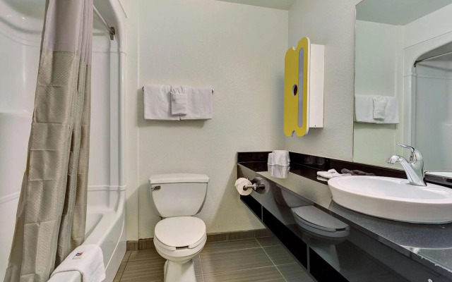 Motel 6 Belmont, CA - San Francisco - Redwood City