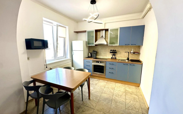 Апартаменты на улице Аланская 25