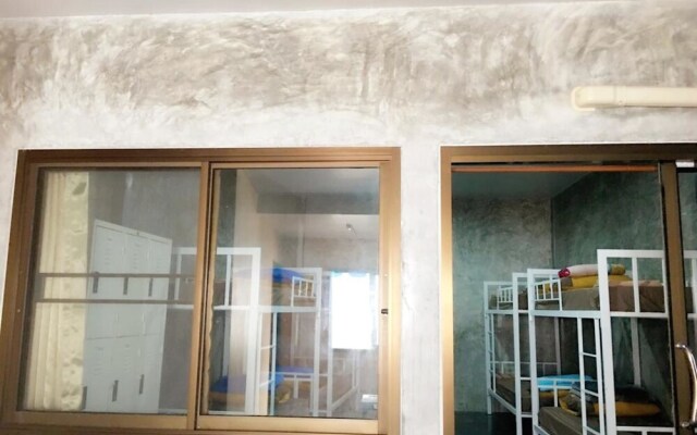 U&I Hostel