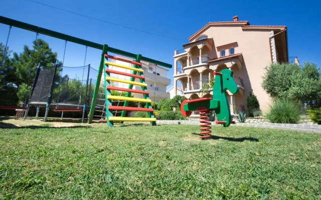 Apartment Sanic Rab 2