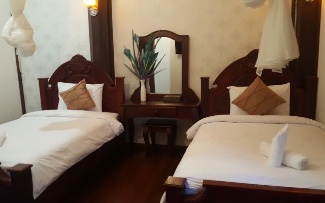 Ananta Hotel