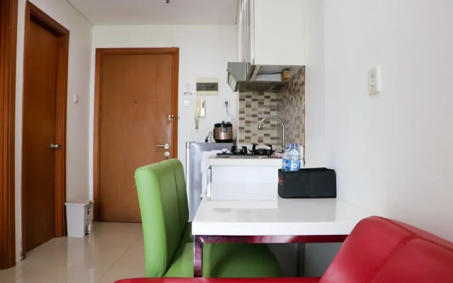 Great Location And Comfy 1Br Apartment Woodland Park Residence