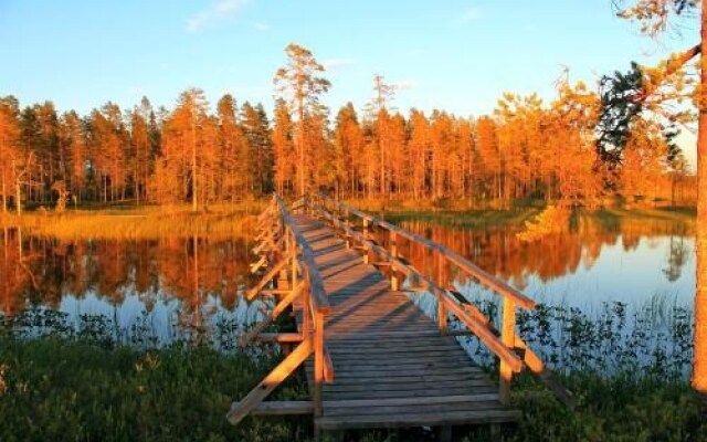 Laahtanen leirintä ja lomakylä