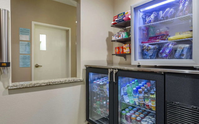 Comfort Suites Helena Airport