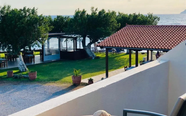 Hotel Flisvos