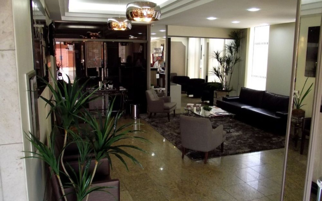 Geneviee Palace Hotel