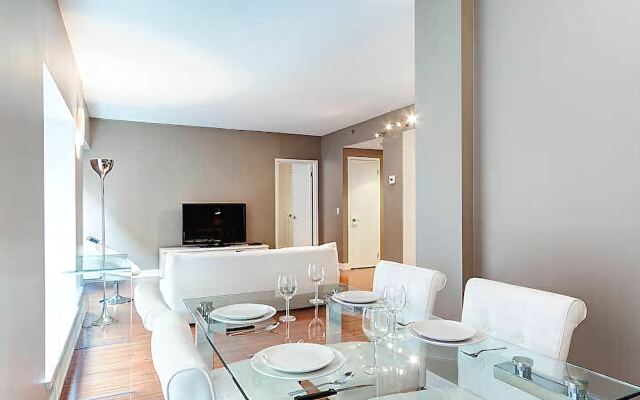 Palais-des-Congrès Furnished Suites by Hometrotting
