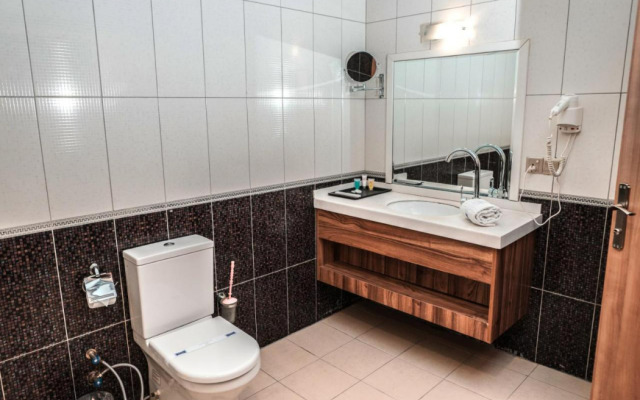Sipan Luxury Hotel